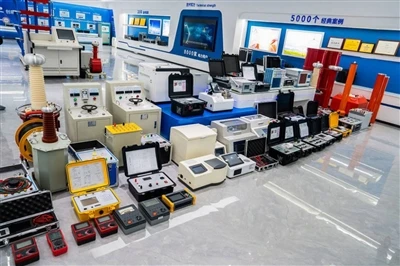 „Wuhan Uhv Power Product“ technologijos mainų konferencija